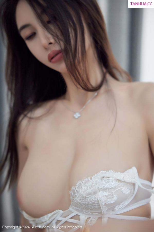   [XiuRen]高清写真图 2024.11.25 No.9498 lingyu69 美腿丝袜第51张图片